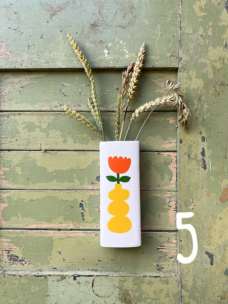 Wandvase Keramik mit sommerlichem Print